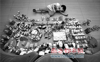 麥當(dāng)勞小黃人受熱捧：盤(pán)點(diǎn)那些兒童套餐經(jīng)典玩具