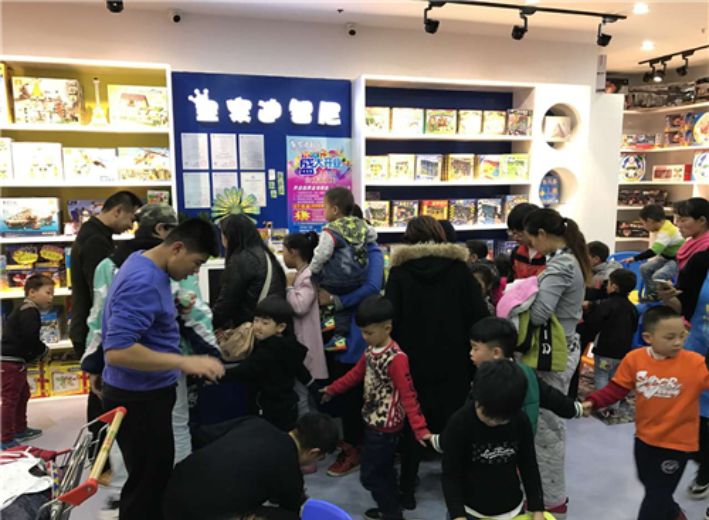 玩具加盟店經(jīng)營的話，可以有多少的利潤  