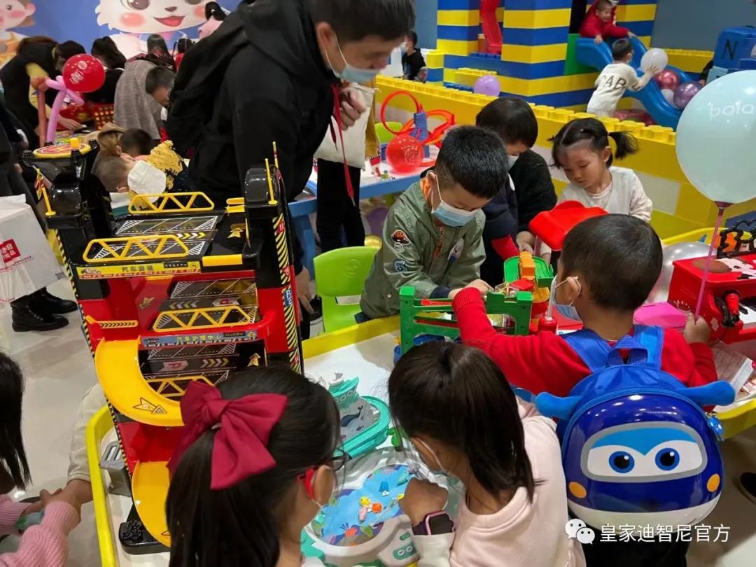 皇家迪智尼 I 給孩子正確的自控力，再也不用擔(dān)心孩子沉迷玩手機(jī)??！